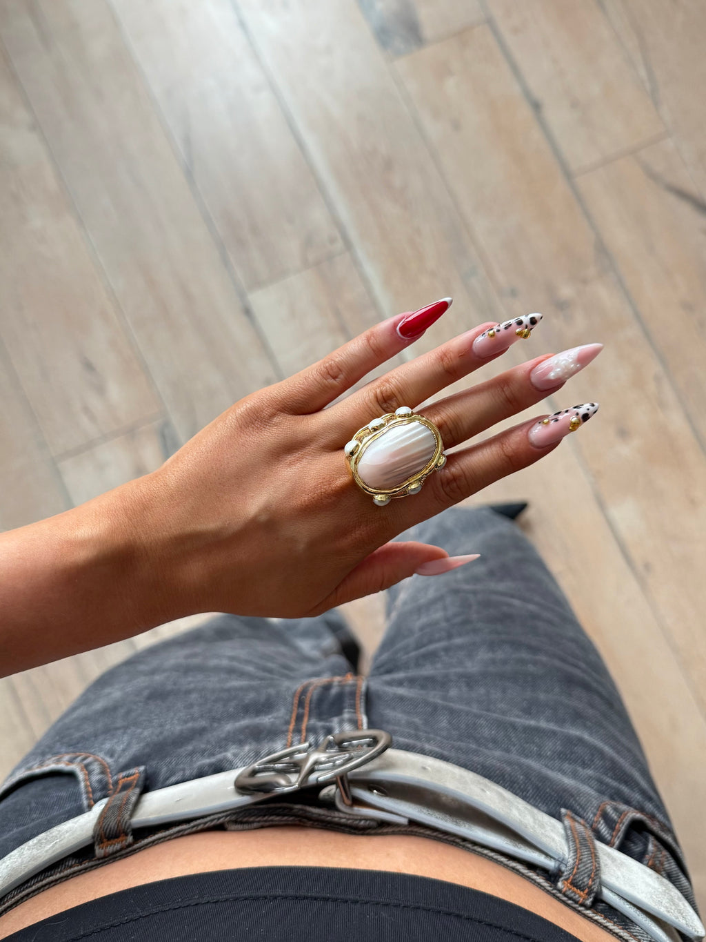 Nessa ring