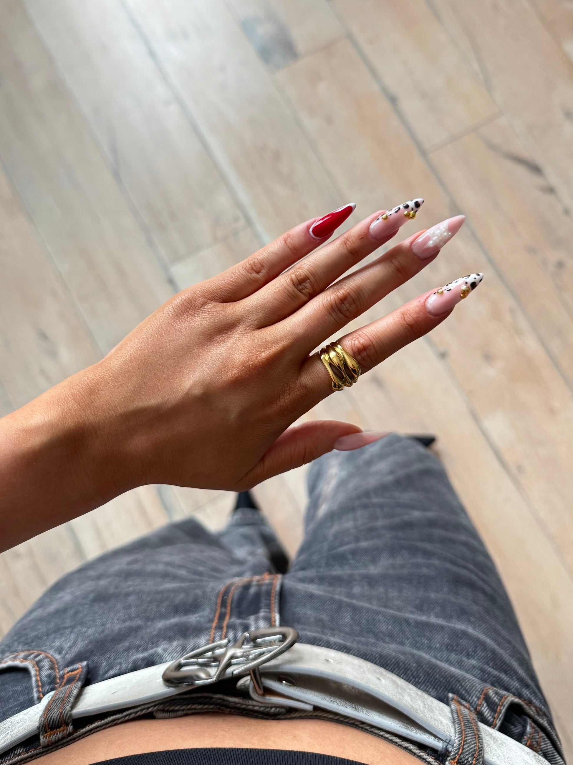 Phoebe ring
