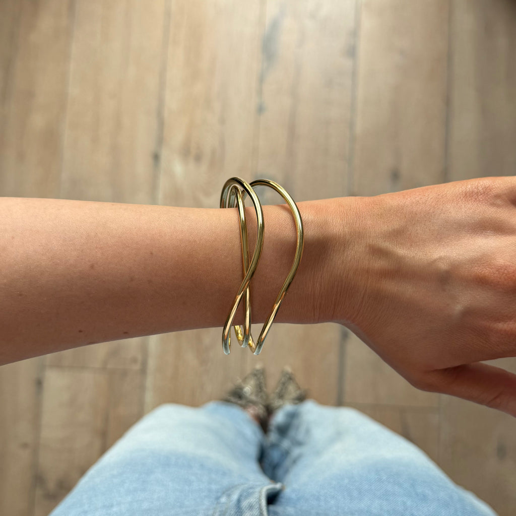 Flo bangle
