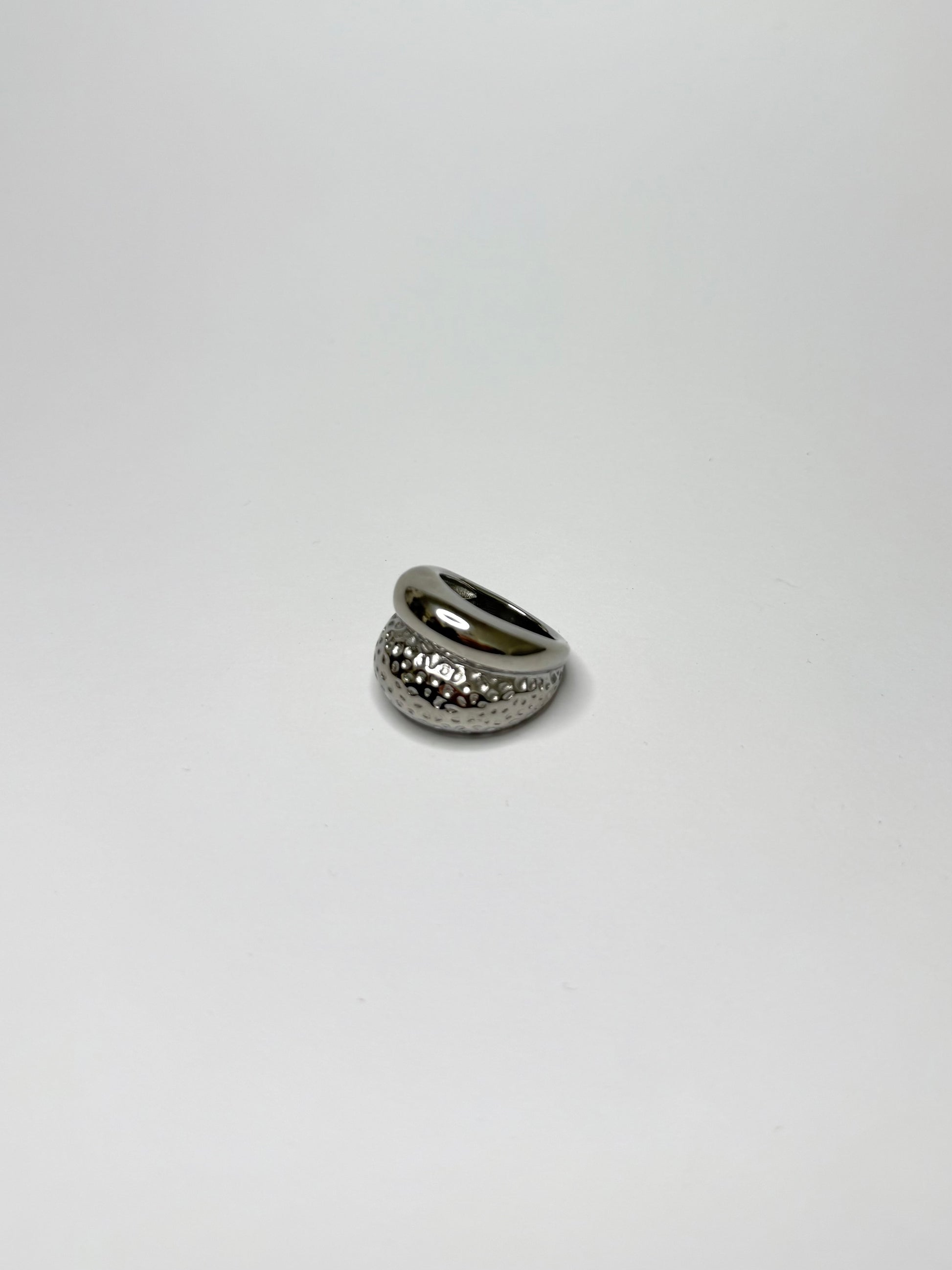 Ova ring silver