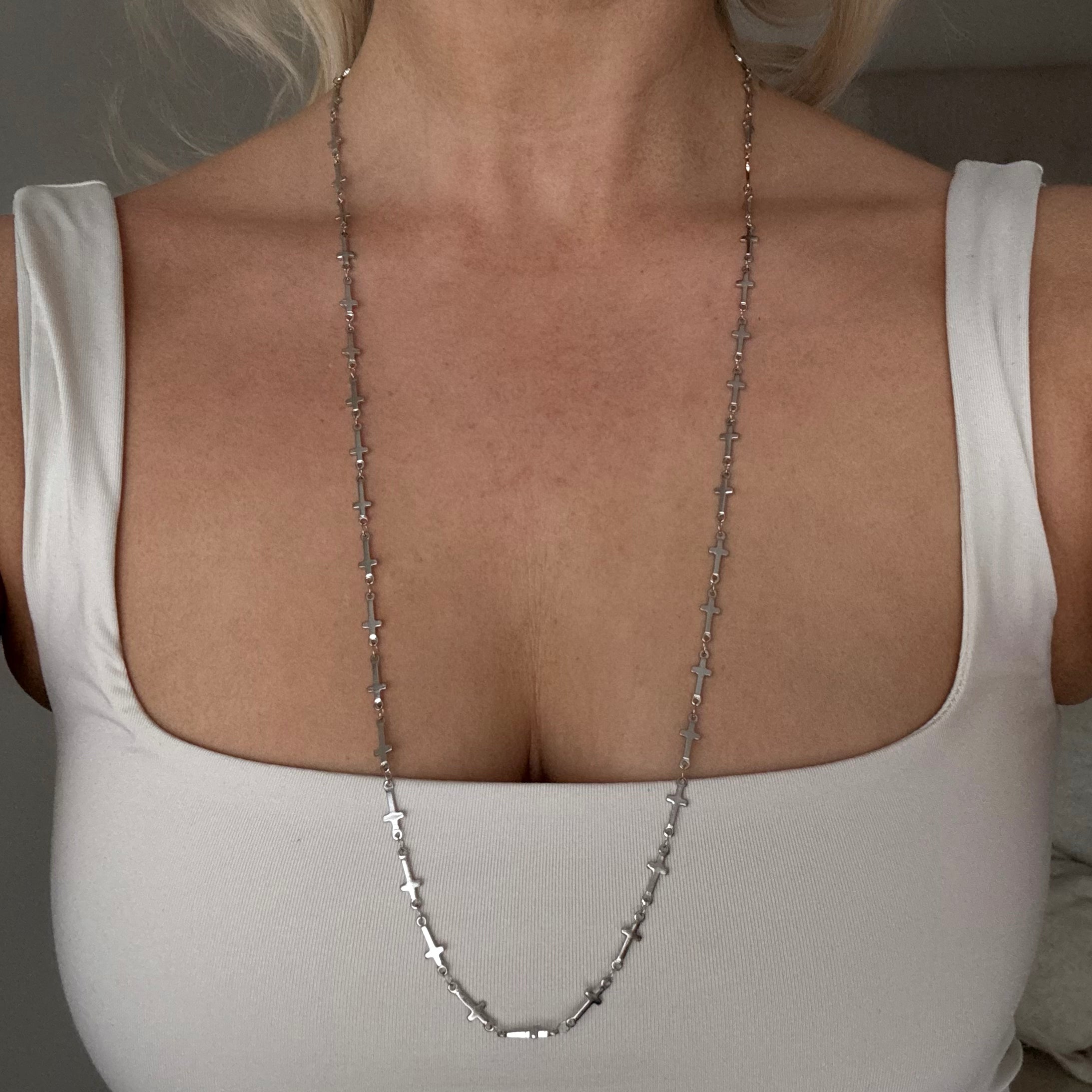 Unni necklace silver