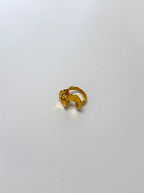 Amphitrite ring
