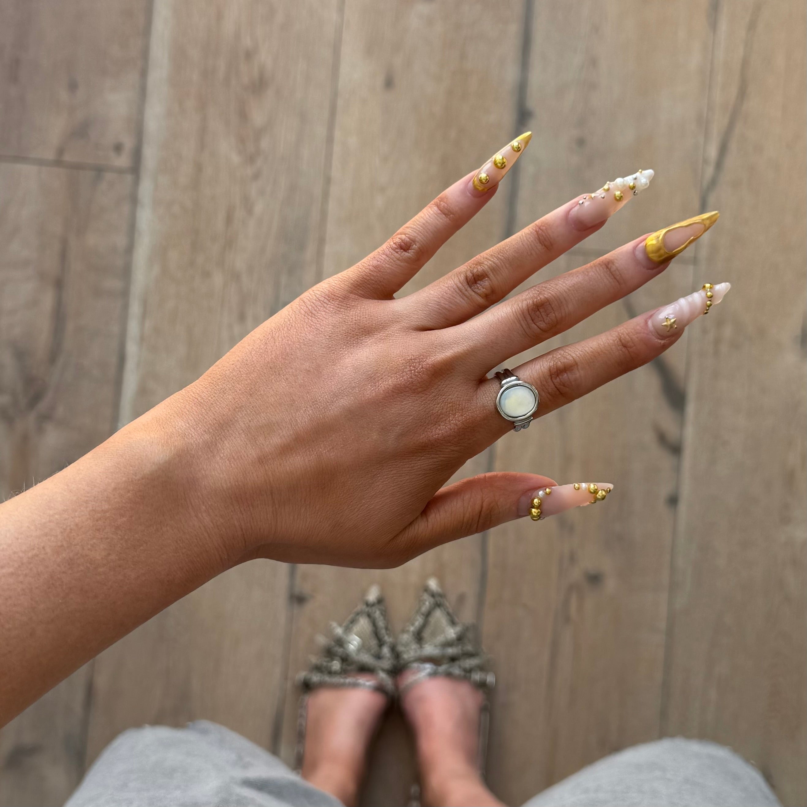 Uma ring silver
